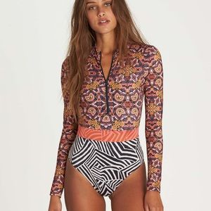 Billabong One Piece Long Sleeve Size Medium
